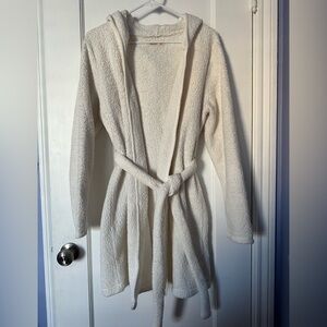 Hollister White Bath Robe